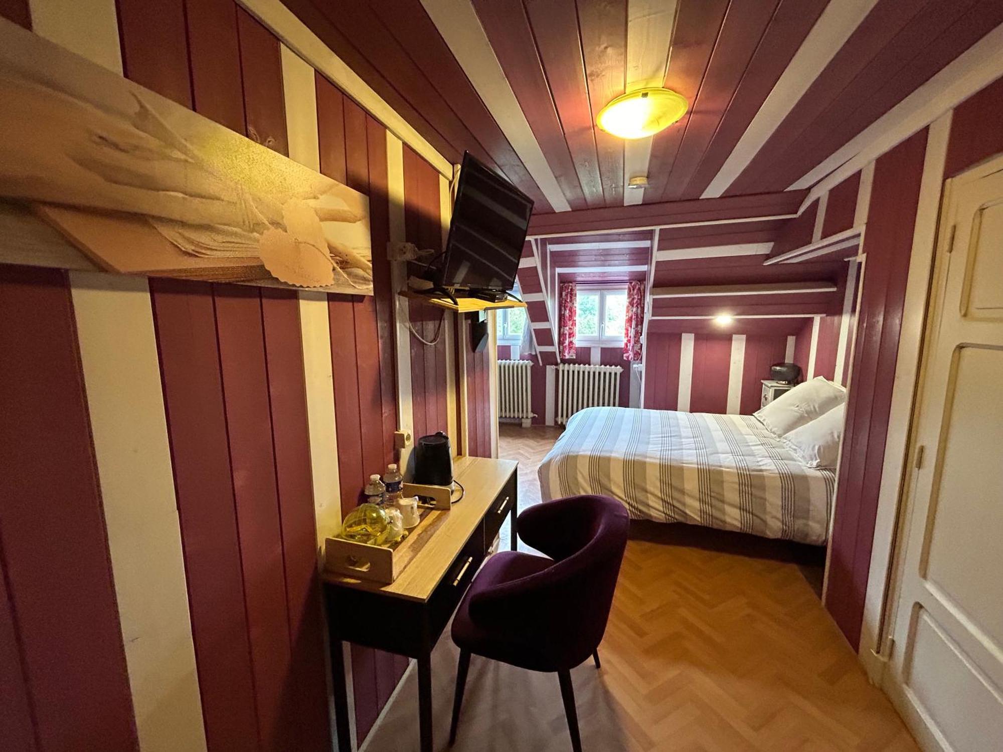 Chambres D'Hotes La Cheminee Tardets-Sorholus Exterior foto